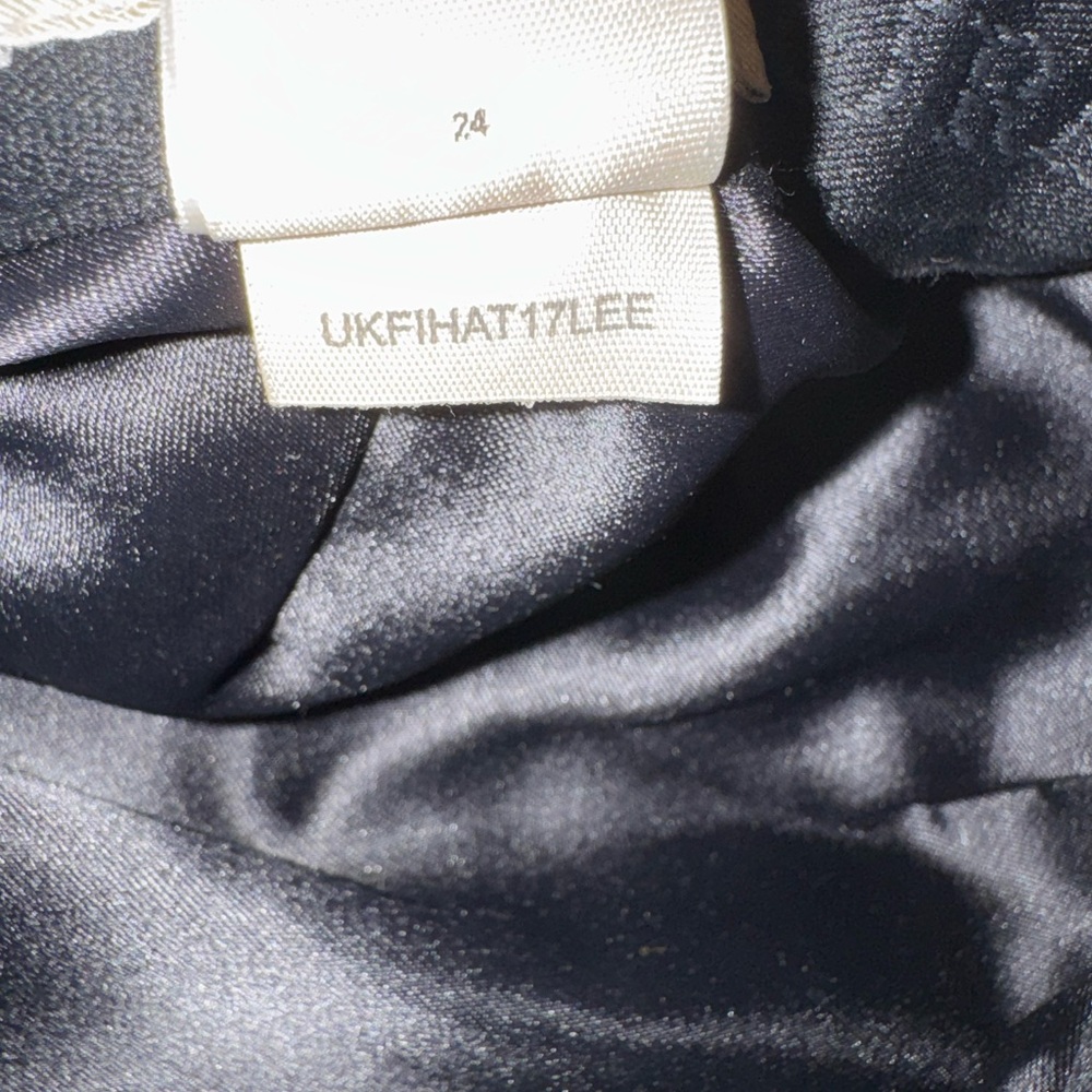 Burberry House Check Newsboy cap - Picture 6 of 6